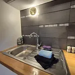 Le Cocon Et Jacuzzi *