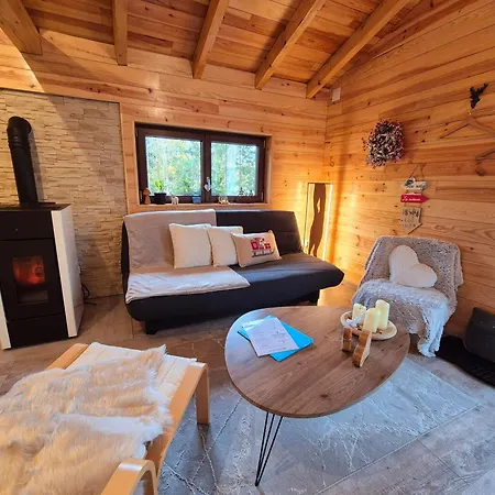 Le Cocon Et Jacuzzi Chalet