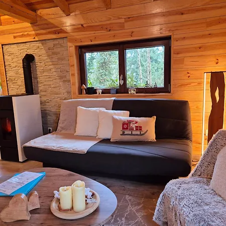 Le Cocon Et Jacuzzi Chalet *