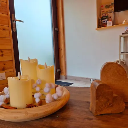 Le Cocon Et Jacuzzi Chalet