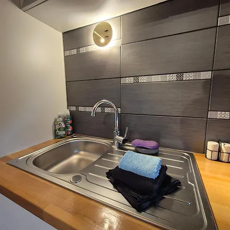 Le Cocon Et Jacuzzi Chalé *