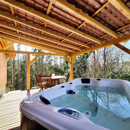 Le Cocon Et Jacuzzi Chalet *
